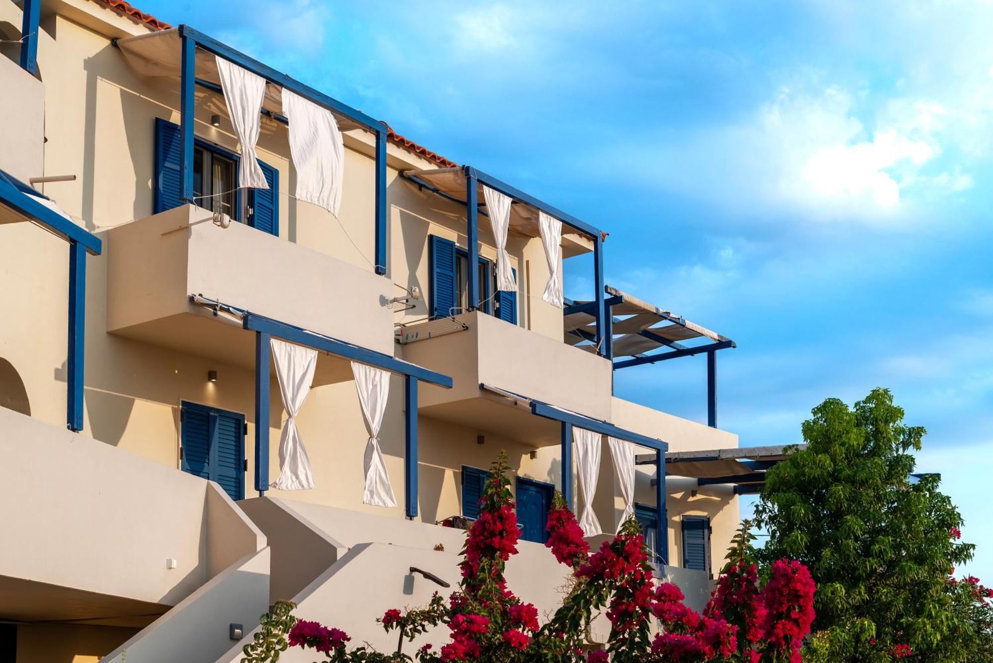 Agnadi Blue Apartments Диакофти Экстерьер фото