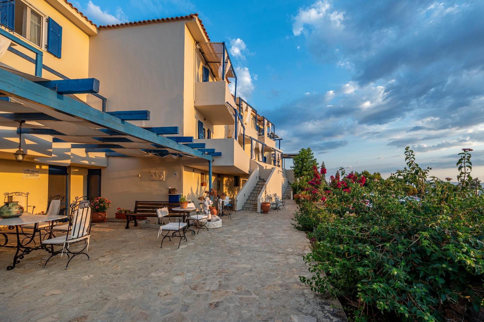 Agnadi Blue Apartments Диакофти Экстерьер фото