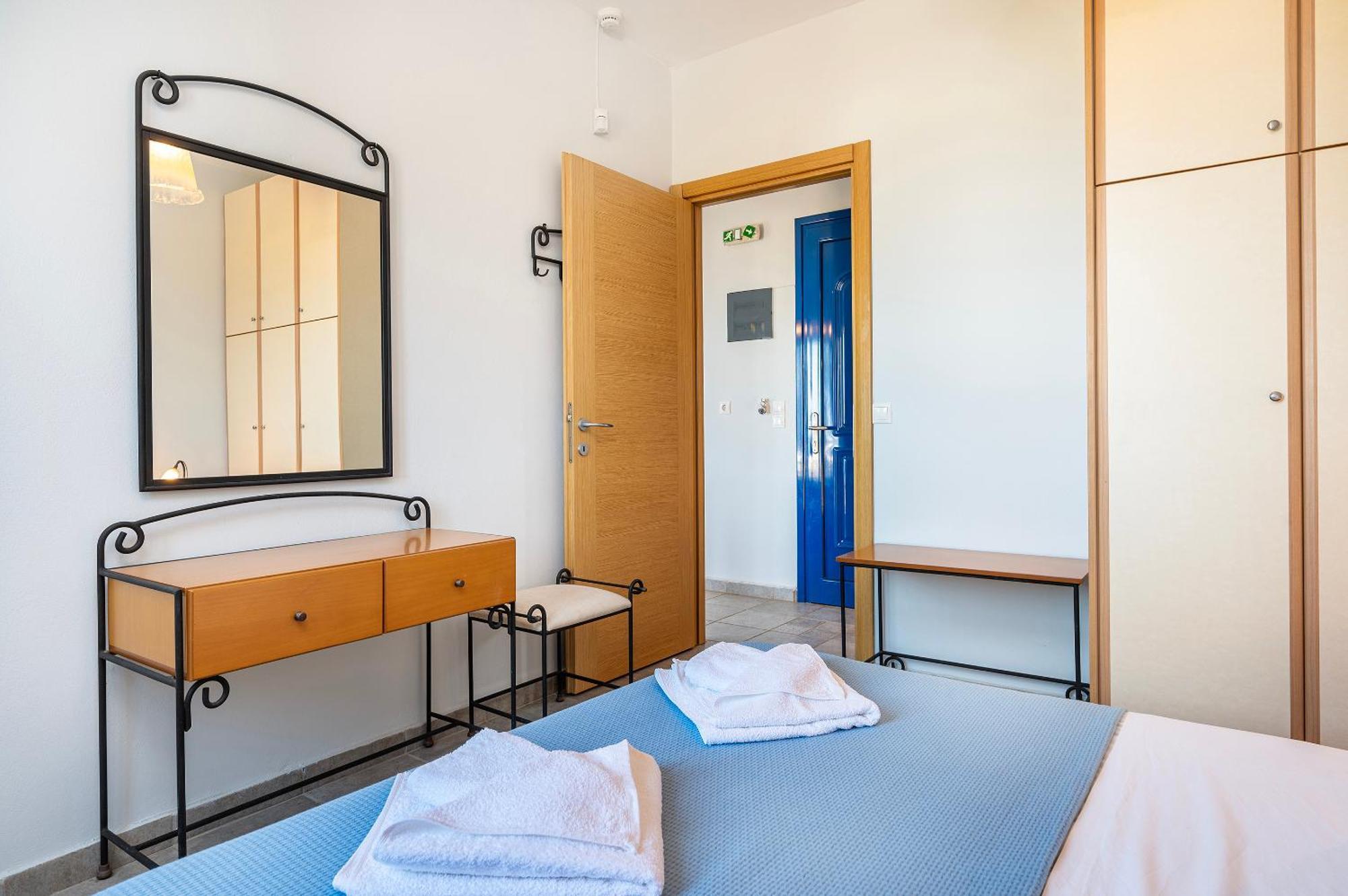 Agnadi Blue Apartments Диакофти Экстерьер фото